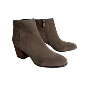 Aqua College Skyler Taupe Suede Waterproof Booties Block Heel-Size 9